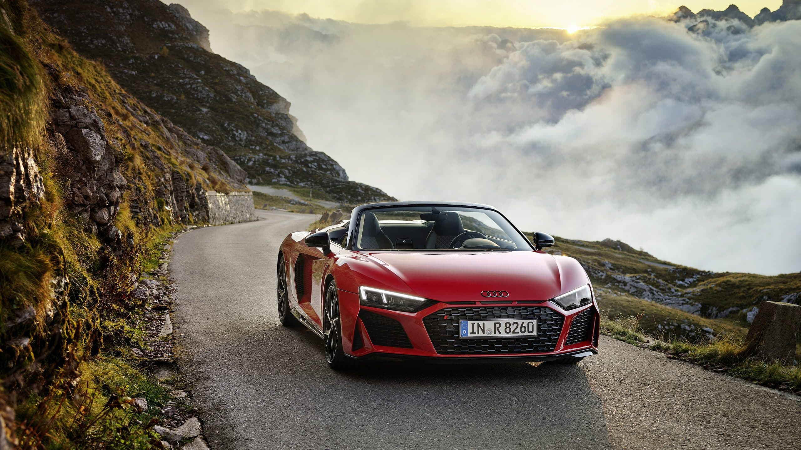 Audi R8 Spyder rossa